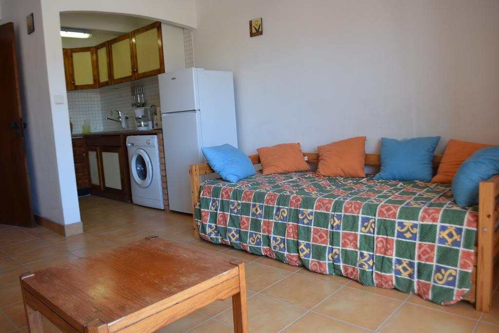 Apartamento Almerinda 阿尔布费拉 外观 照片